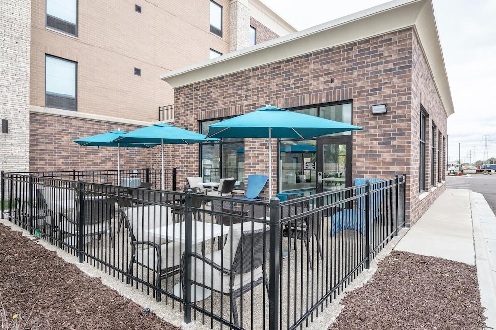 Hampton Inn & Suites - Allen Park Exteriér fotografie